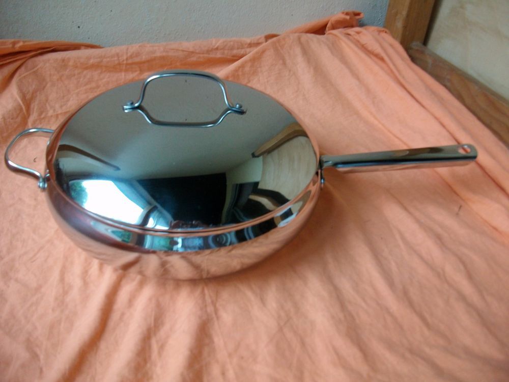 Po&ecirc;les forme Wok avec couvercle - neuves Cuisine
