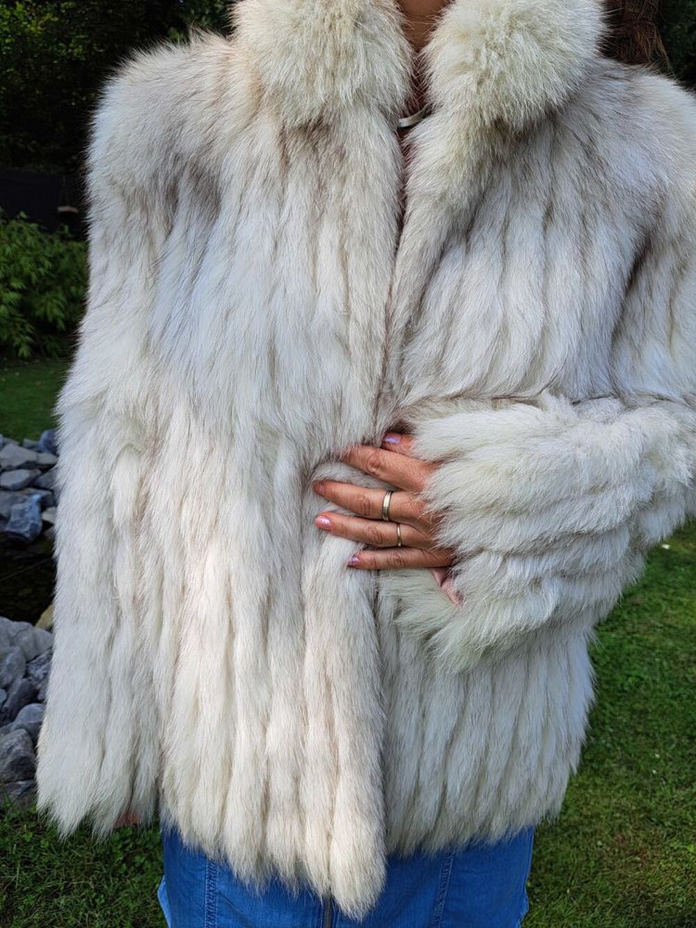 veste fourrure renard blanc et argent Vêtements