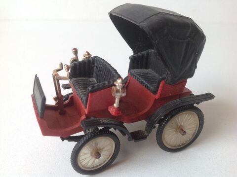 MINIALUXE QUADRICYCLE PEUGEOT 1892 Envoi Possible
9 Trégunc (29)