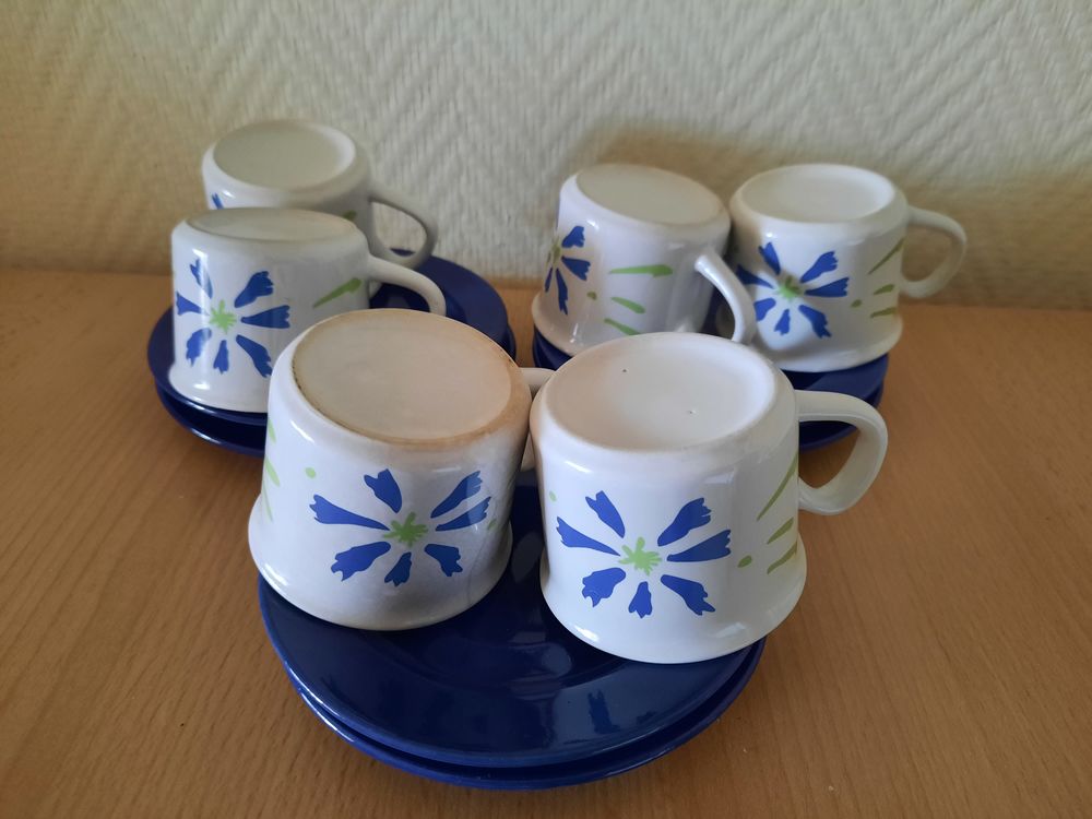 6 TASSES Cuisine