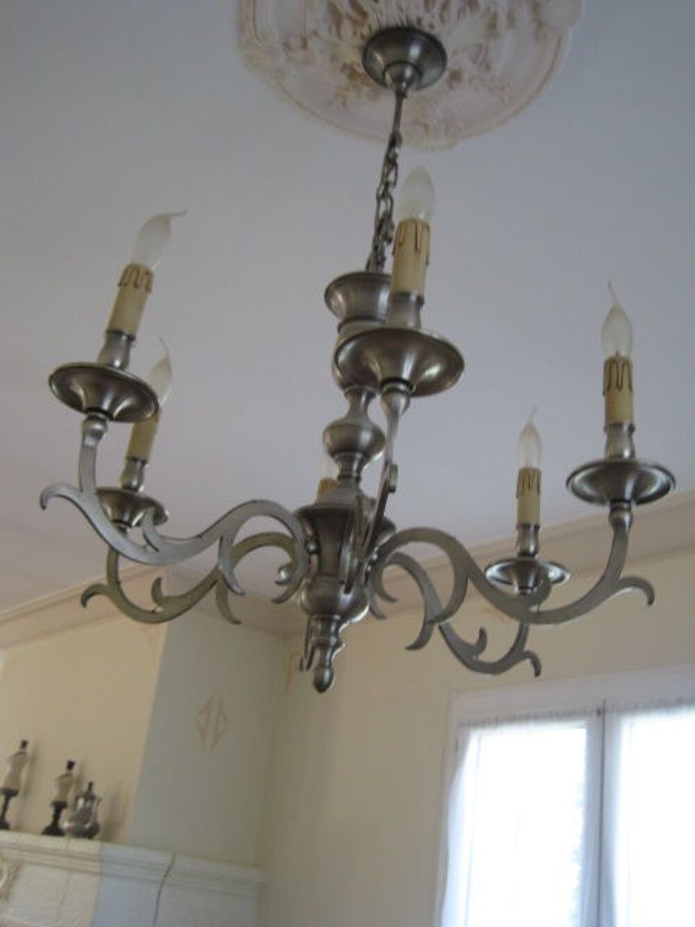 Lustre en &eacute;tain Décoration