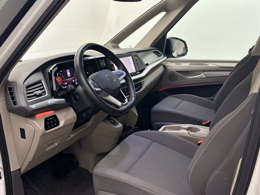 MULTIVAN Multivan Court 1.4 eHybrid 218 DSG6 Style 2022 occasion 38440 Saint-Jean-de-Bournay