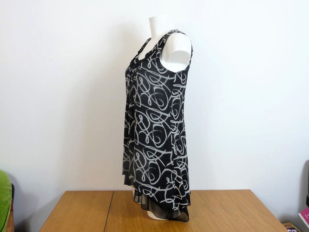 Robe/ Tunique Noir et Gris sans manches- Renatto Bene Vêtements