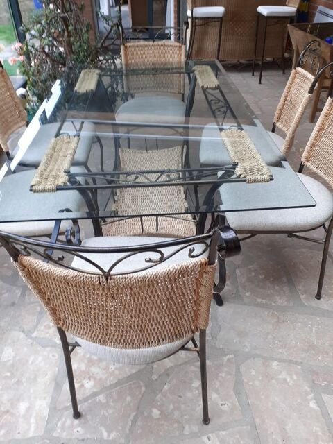 TABLE CHAISES BAR ET TABOURETS 950 Sercus (59)