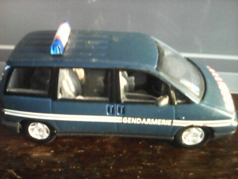 Voiture Peugeot 806 Gendarmerie Norev 1/43 14 Marmande (47)