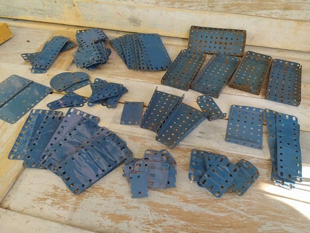 Ancien Jeu Meccano Pi&egrave;ces Accessoires Plaques Divers Lot 01 