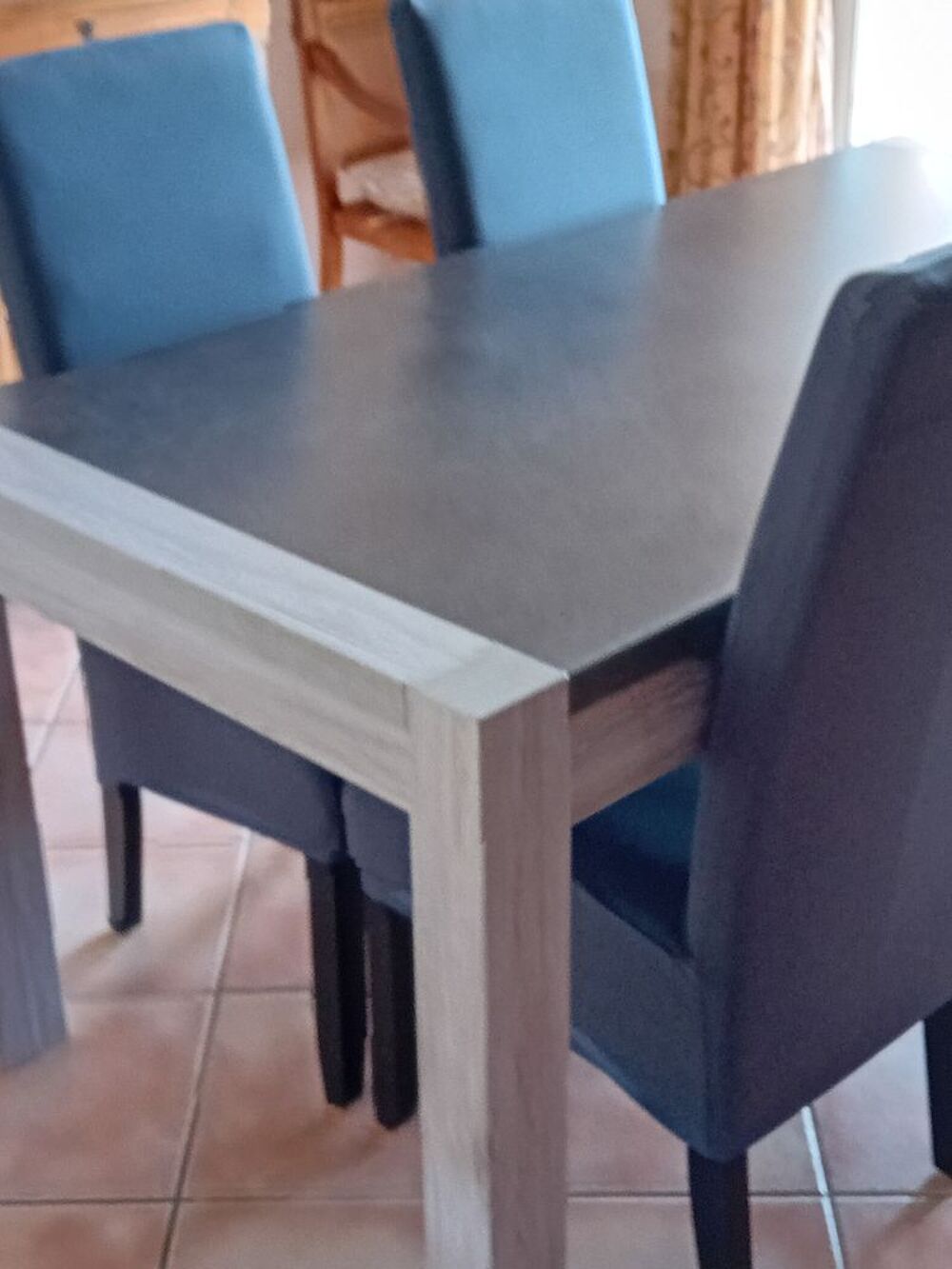 Table et chaises de salle a manger Meubles
