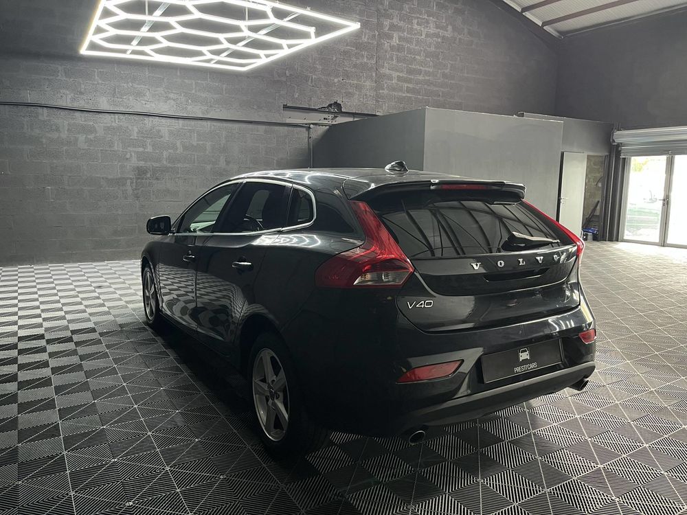 V40 II D3 150ch Start&Stop Summum 2014 occasion 33520 Bruges