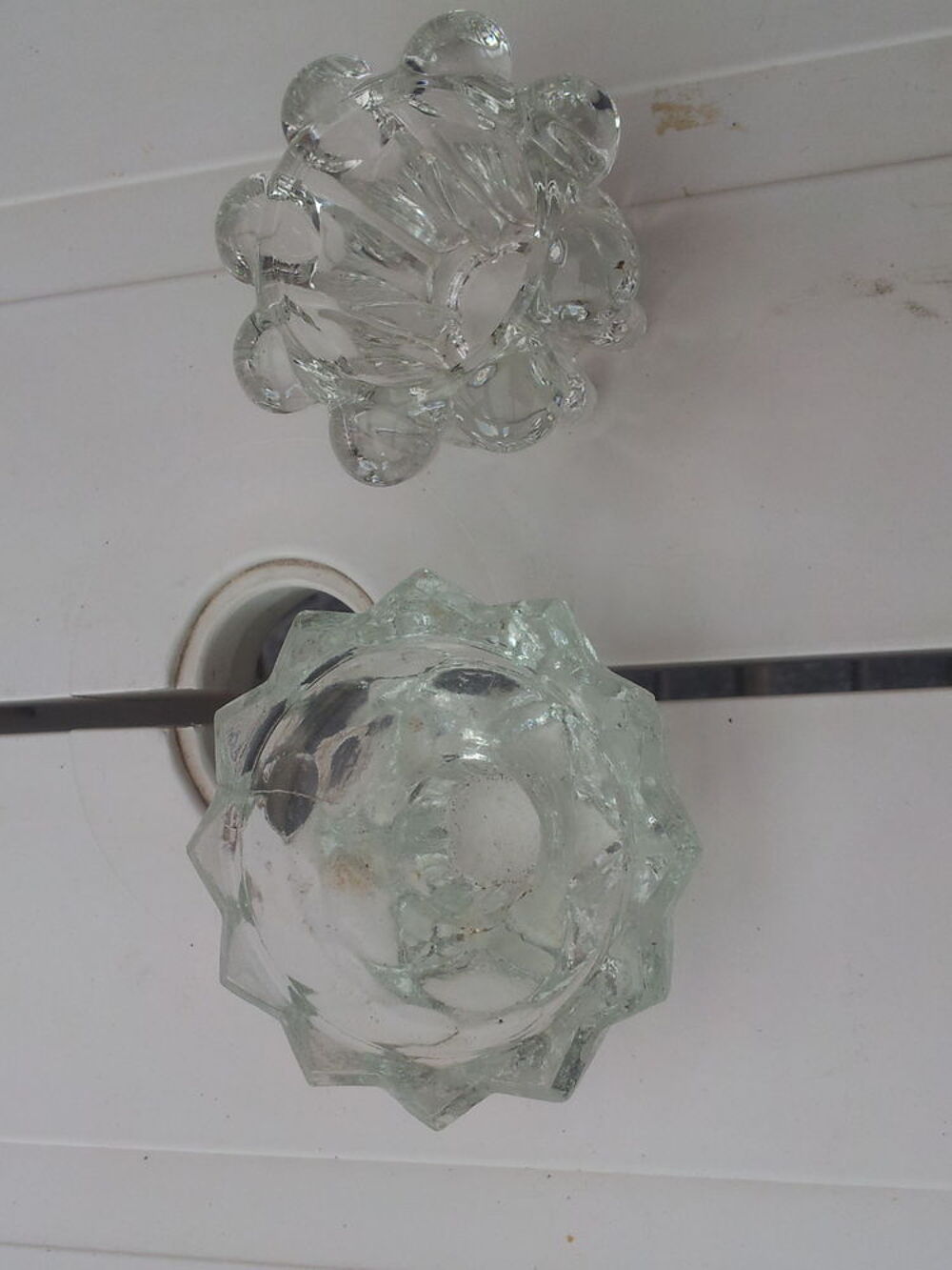 2 bougeoirs en verre transparent pas un &eacute;clat Décoration