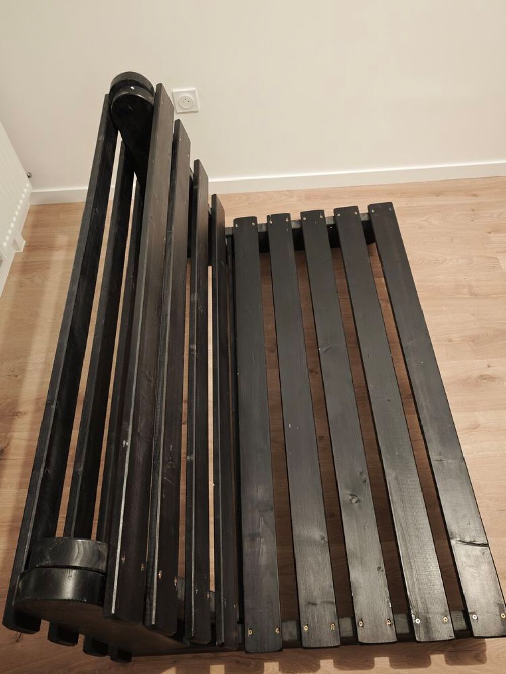 Sommier type futon en bois massif noir Meubles