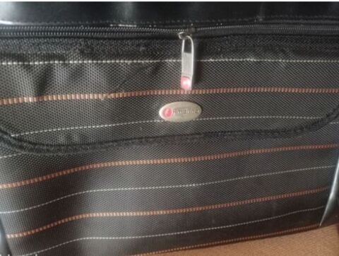 Cartable sacoche 15 Poussan (34)