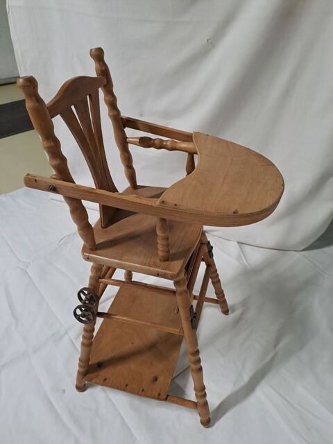 chaise bb en bois pliante avec jeu ancienne 15 Saint-Leu-la-Fort (95)