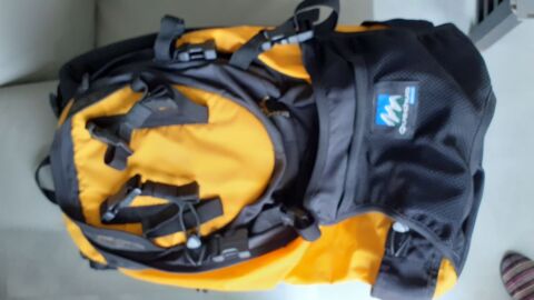 GRAND SAC A DOS QUECHUA 35 Castillon-la-Bataille (33)