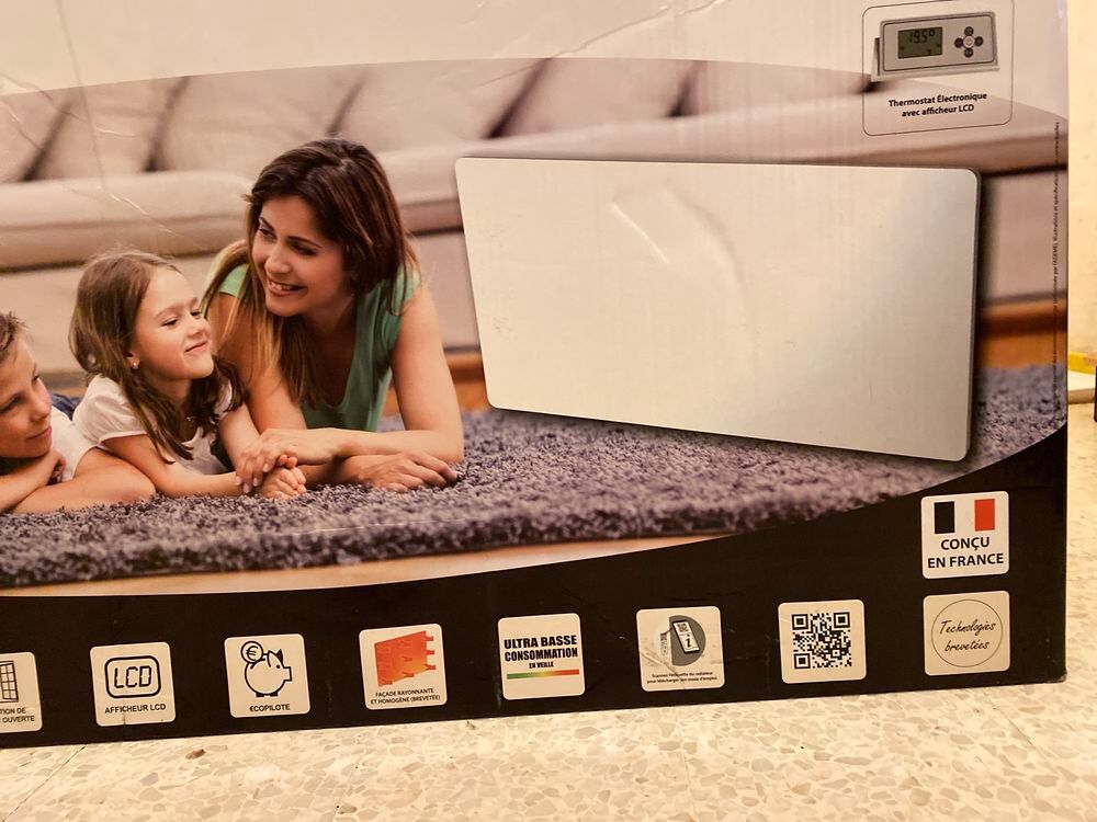 Panneau rayonnant en verre 2000 W- NEUF - Facture Electroménager