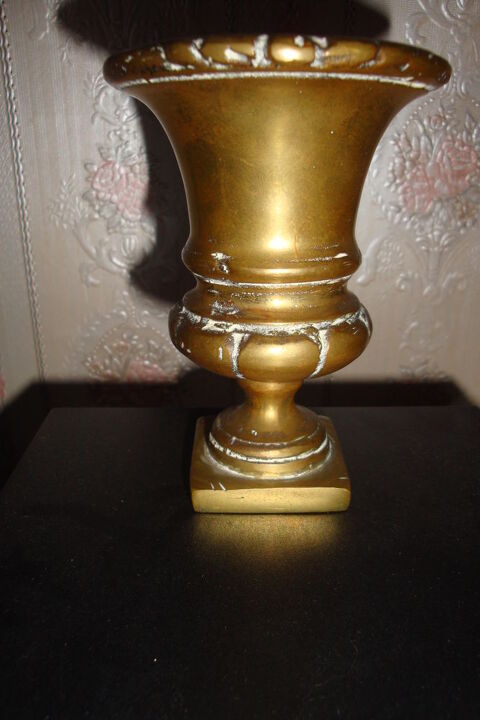 Vase en bronze d'art Mdicis  40 Quesnoy-sur-Dele (59)