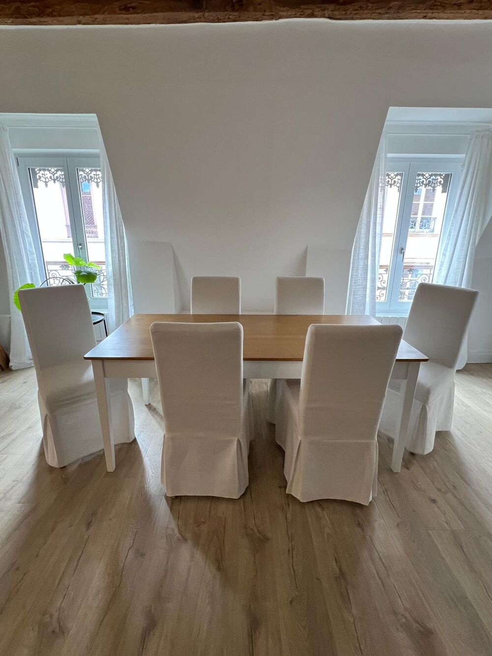 Table &agrave; manger pin Meubles