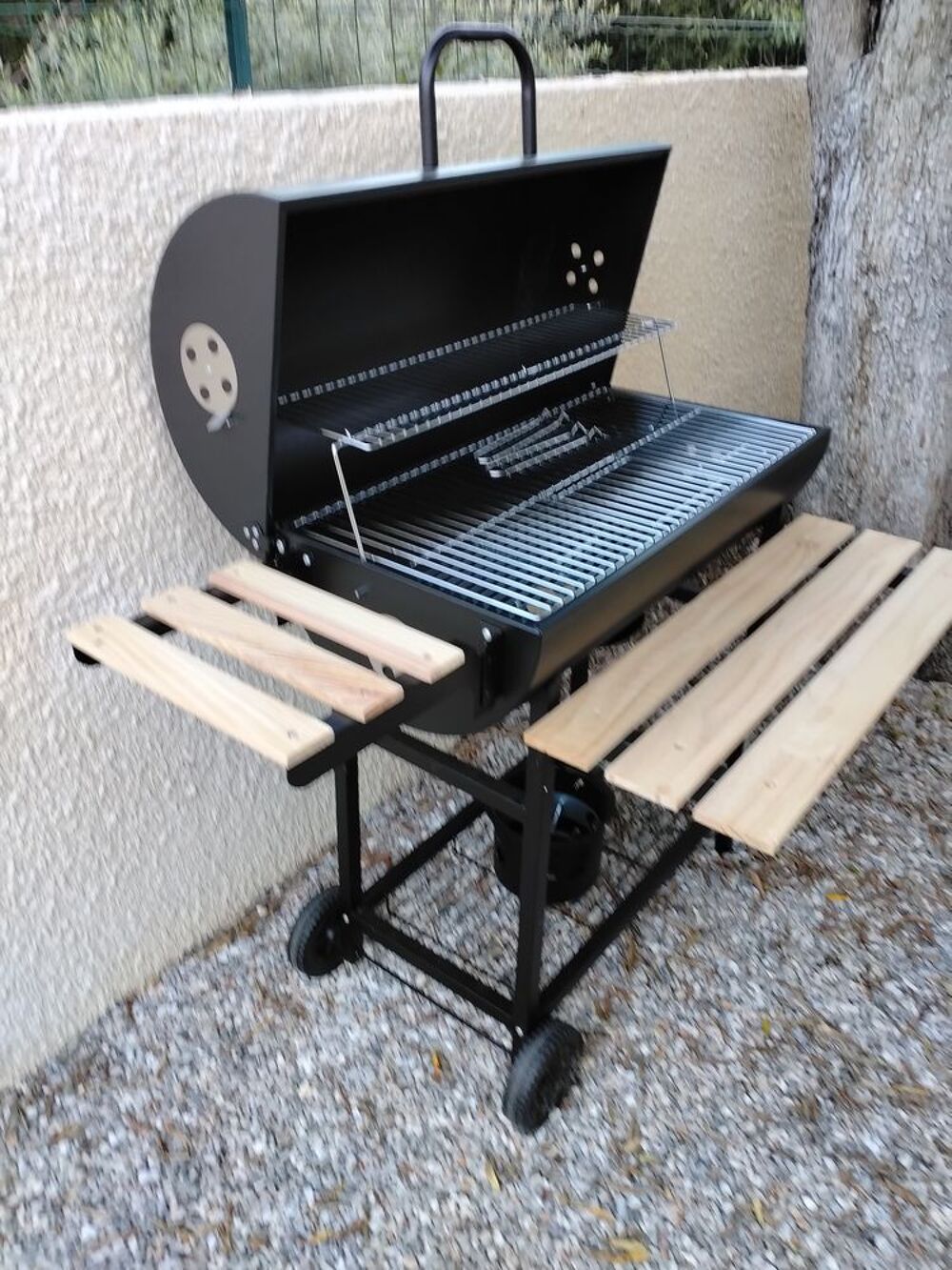 BARBECUE KING HABITAT ET JARDIN
au Charbon de bois Jardin