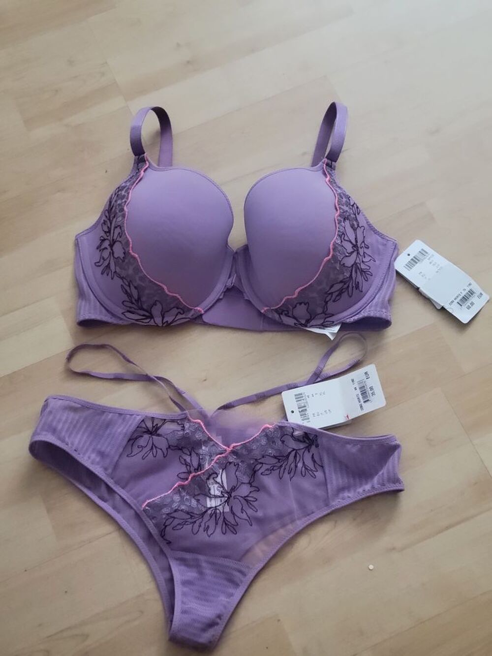 Soutien-gorge Chantelle Pulp 90F Vêtements