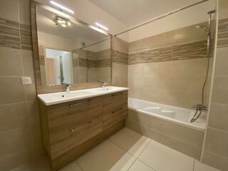  Appartement � vendre 3 pi�ces 67 m�