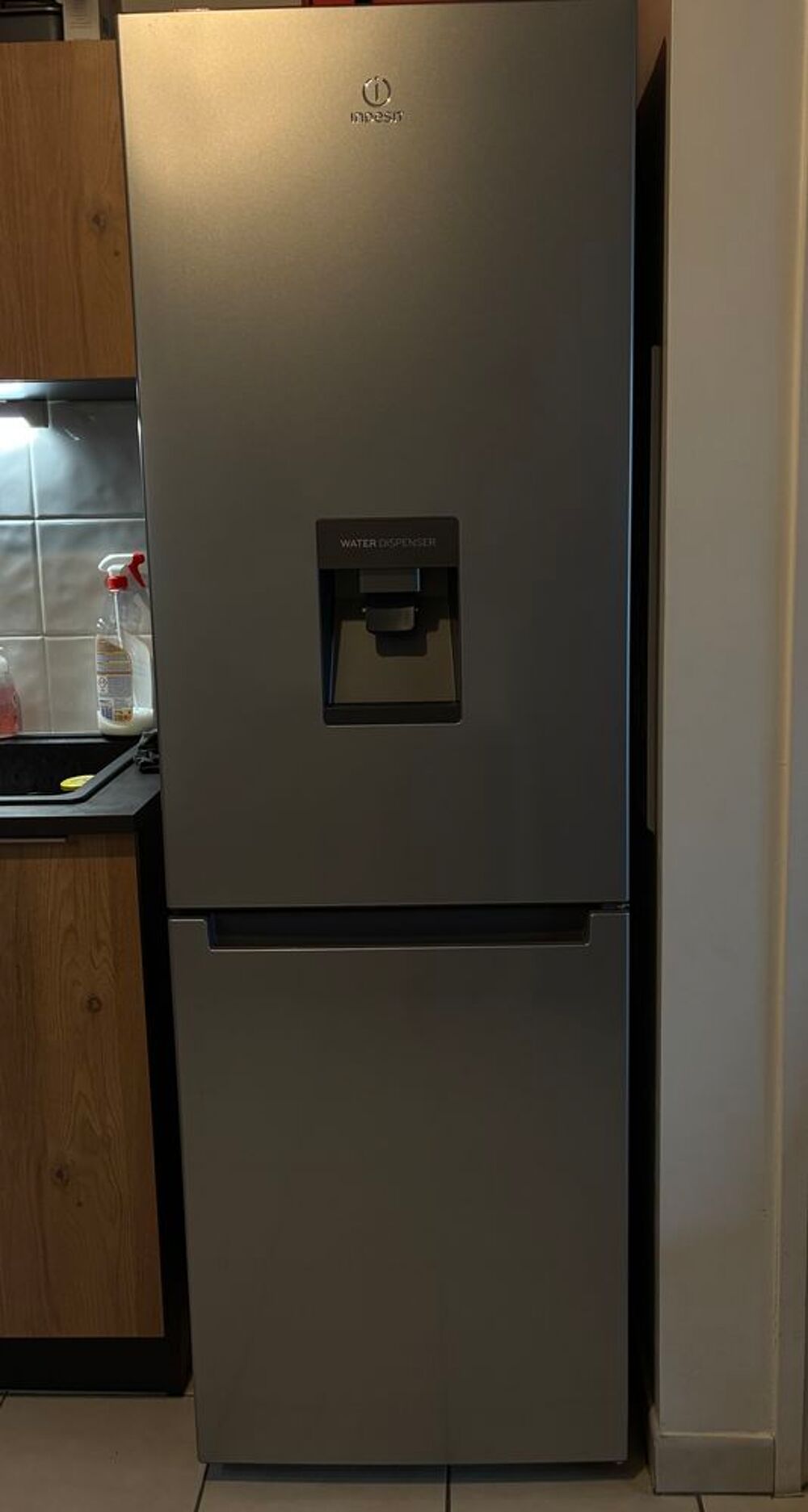 Refregirateur /cong&eacute;lateur et machine &agrave; laver Electroménager