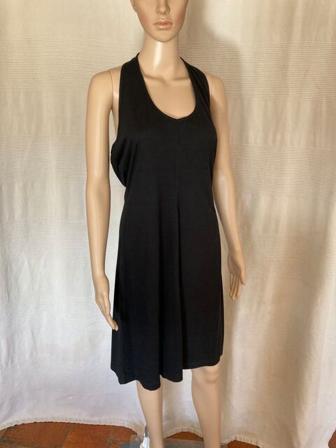 Robe noire dos nu estivale 10 Artigueloutan (64)