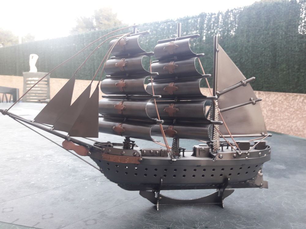maquette bateau acier Décoration