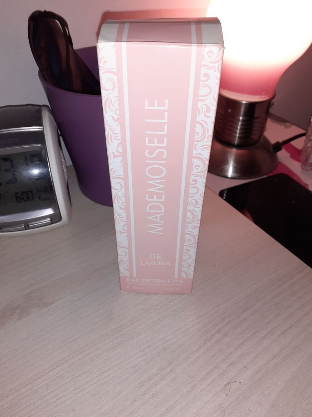 parfum Mademoiselle &eacute;tat neuf Bijoux et montres