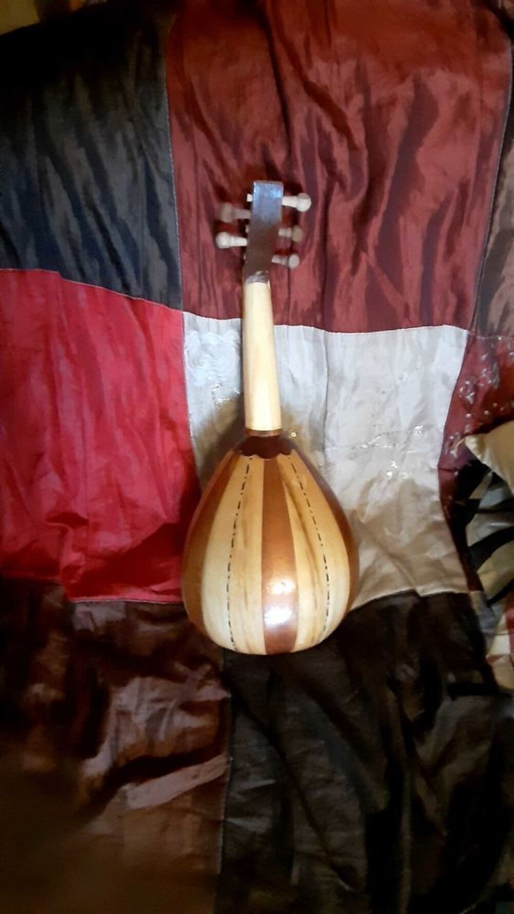 Petit luth (oud) Instruments de musique
