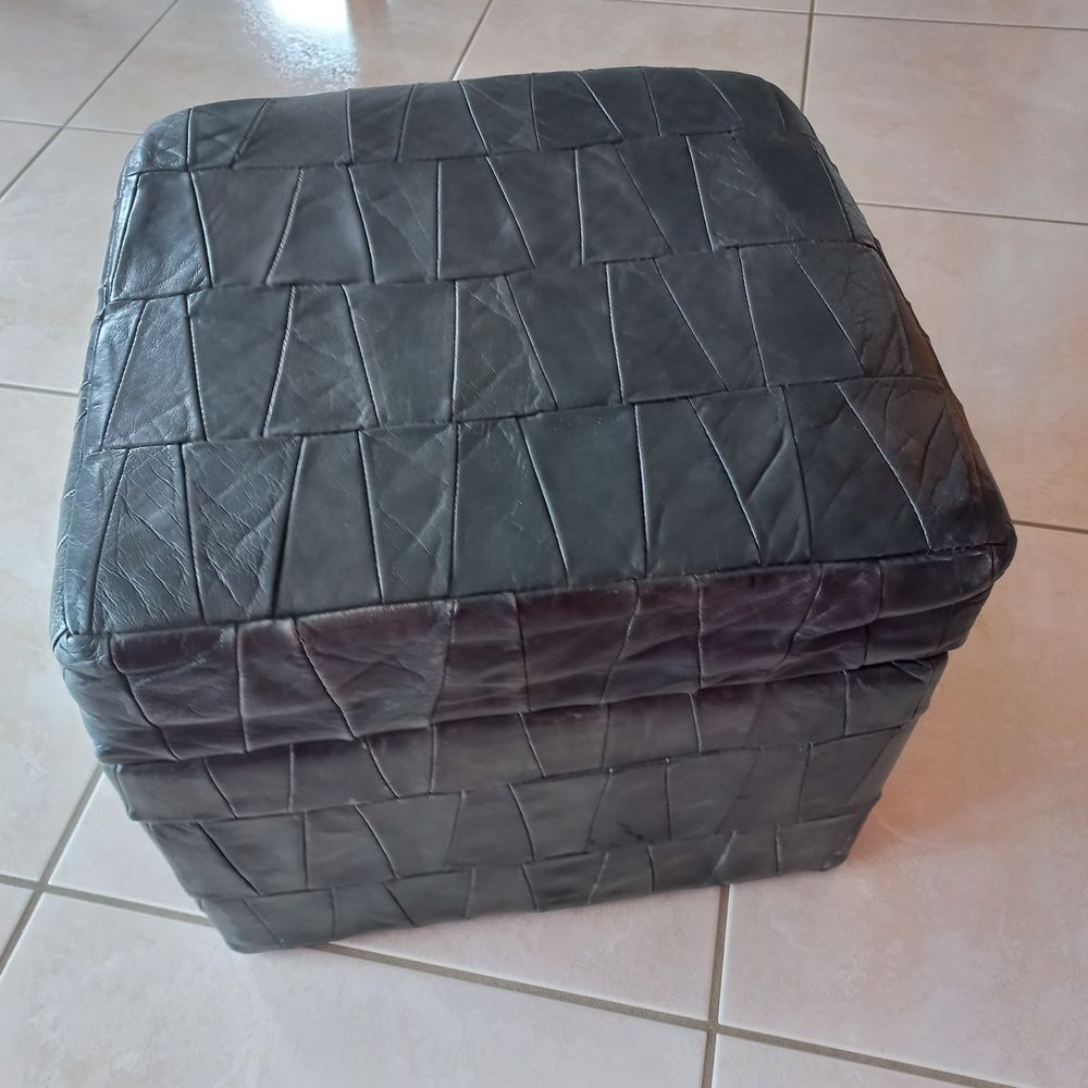 
Pouf. Meubles