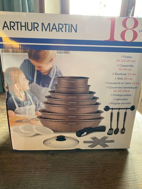 Batterie de cuisine Arthur Martin 18 p neuf 70 Mittainvilliers (28)