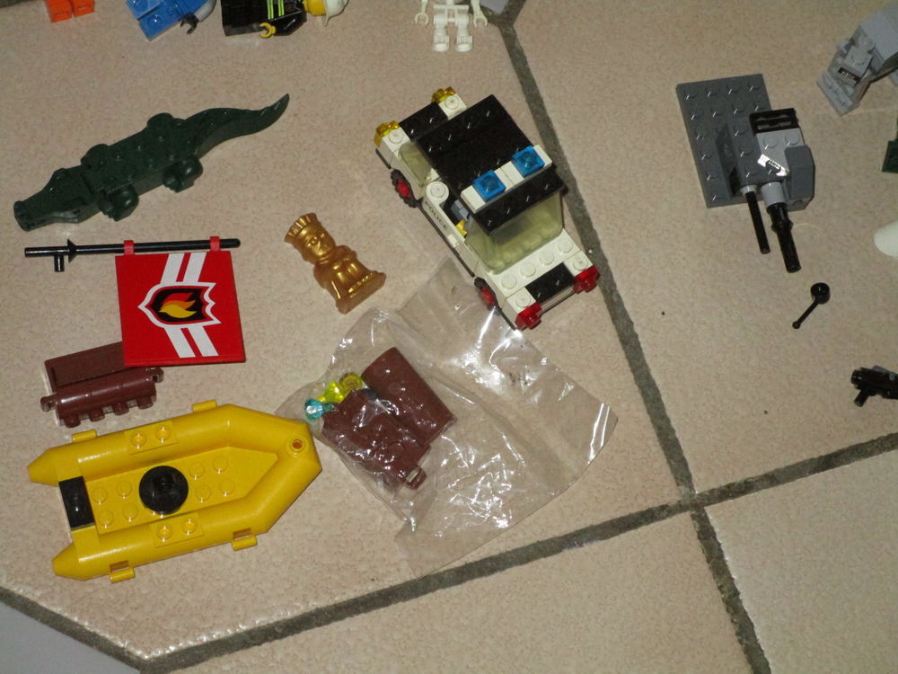 LEGO FIGURINE DIVERS +ACCESSOIRES Jeux / jouets