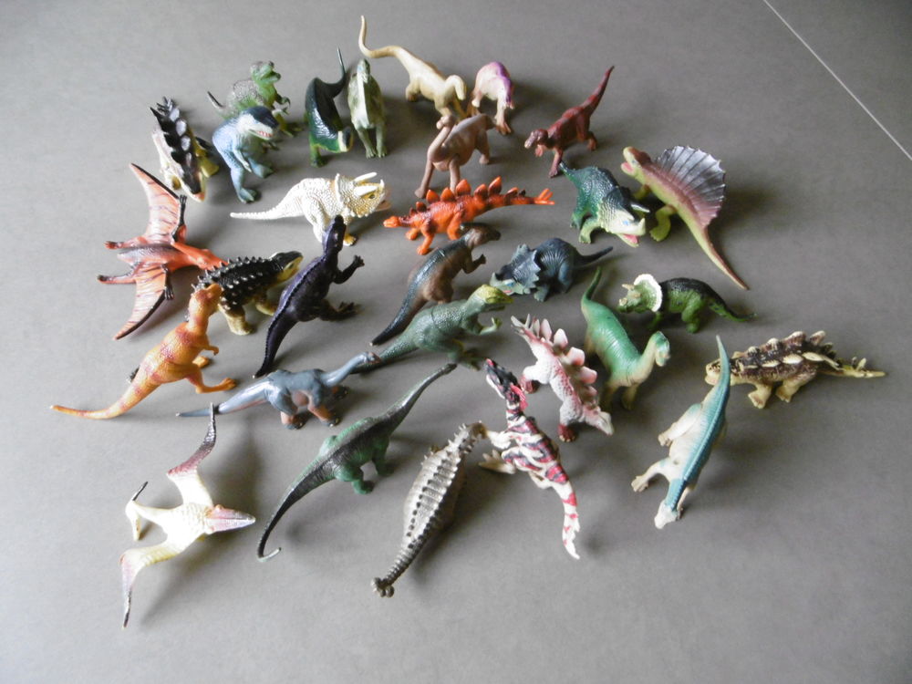 Lot de 30 dinosaures
Jeux / jouets