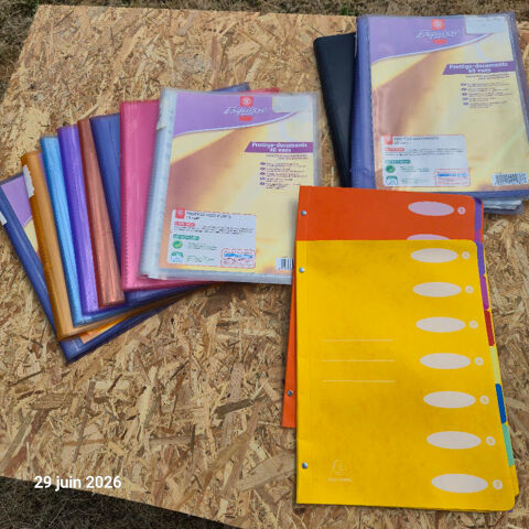 Lot de 8 porte documents ou lutrins 40 pages et 2 de 60 page 8 Aubusson (23)
