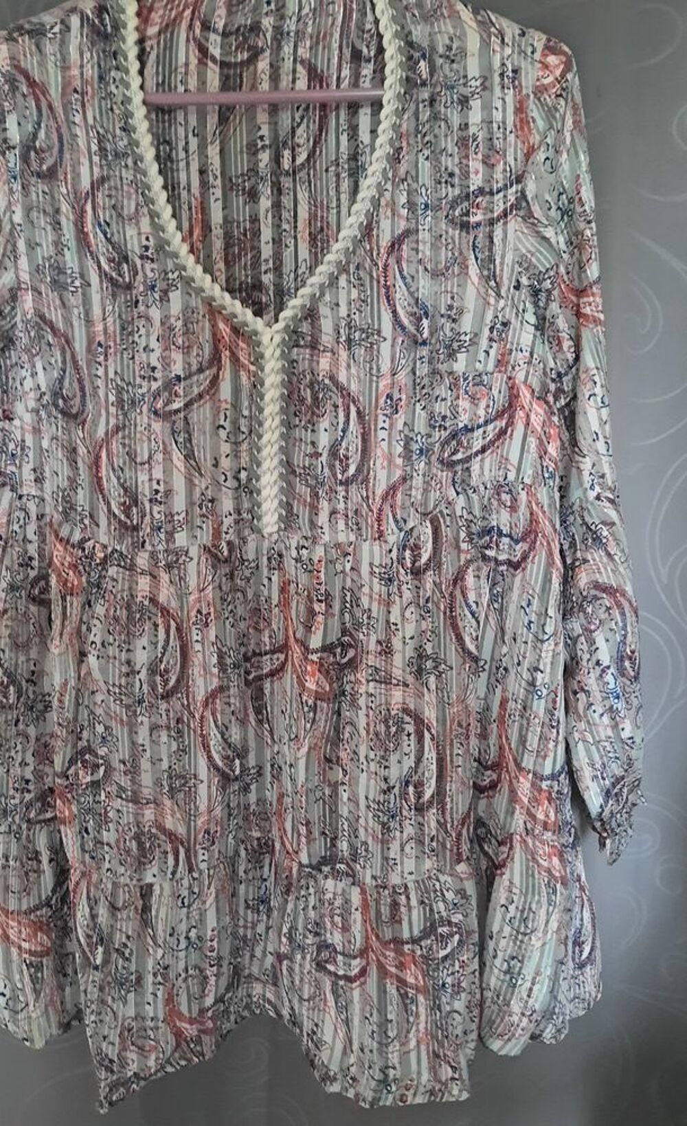 Tunique imprim&eacute; cachemire foulard et beau col V T 36 ou 38 Vêtements