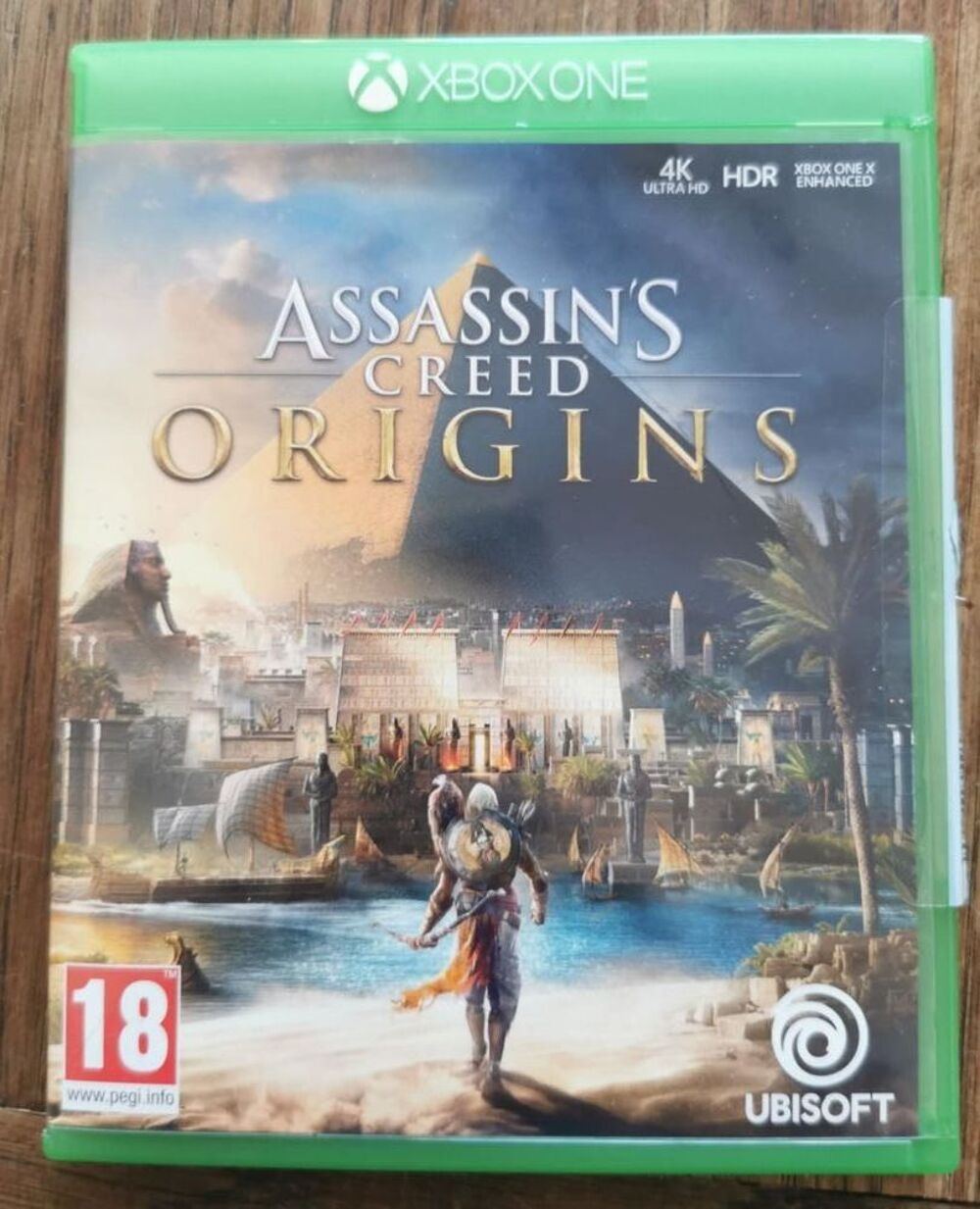 XBox One S 1T Blanche + 6 jeux Consoles et jeux vidos