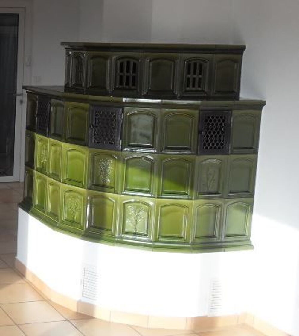 PO&Ecirc;LE EN FA&Iuml;ENCE Décoration
