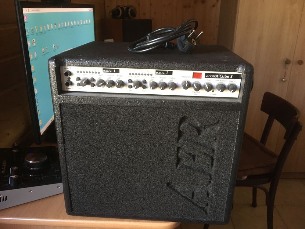 ampli guitare pro AER cube 3 Instruments de musique