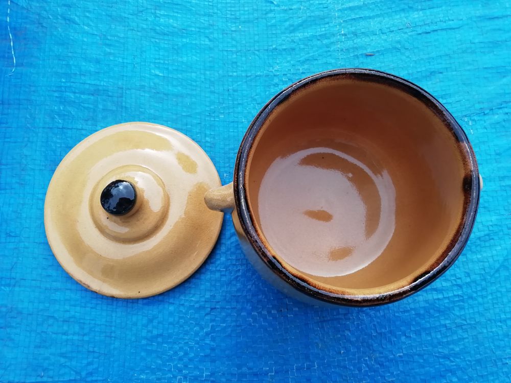 Petite poubelle de table porcelaine ocre Cuisine