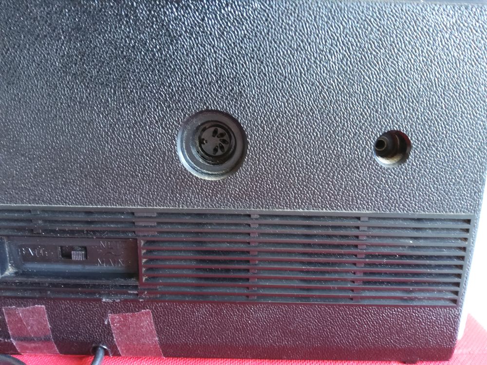 TRANSISTOR "GRUNDIG" Audio et hifi