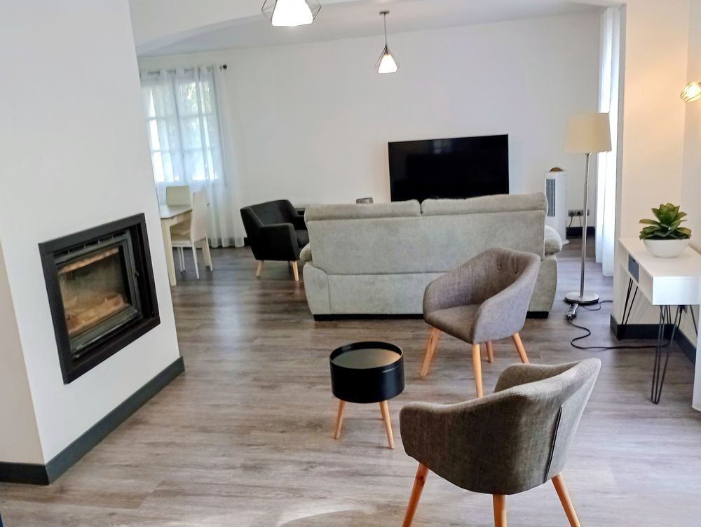 Vente Maison Maison 9 pièces de 200 m2 à Linars. Linars