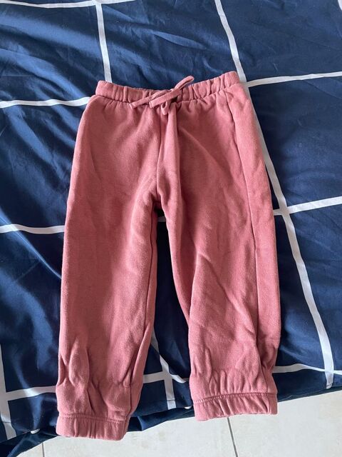 pantalon 8 Agde (34)