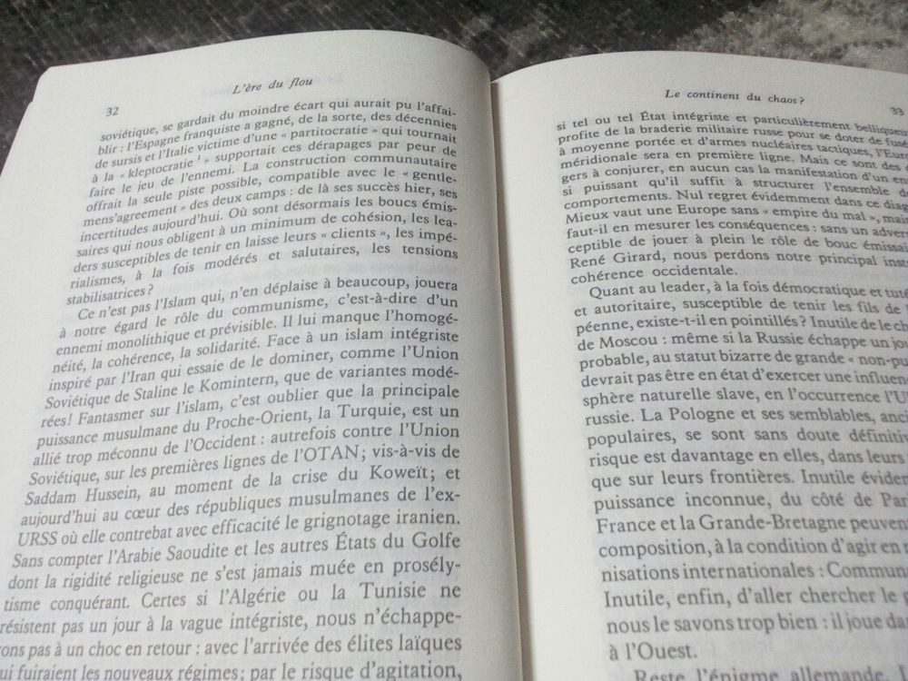 le nouveau Moyen-&Acirc;ge Gallimard Alain Minc Livres et BD