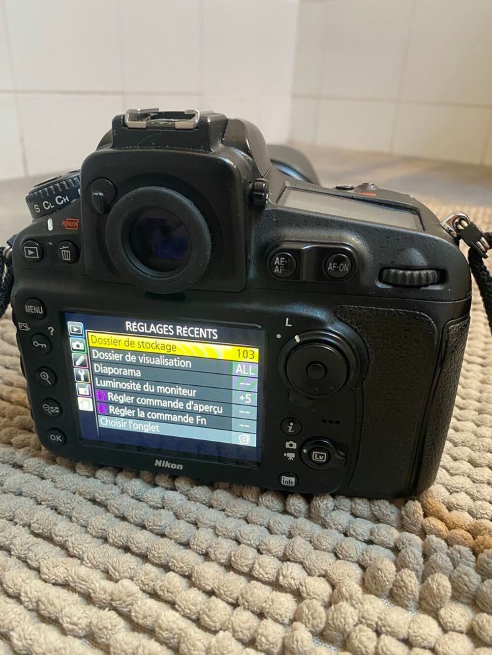 Appareil photo NIIKON D 810 Zoom NIKON AF NIKKOR IF ASPHERICAL MACRO (1:2) 0 72 24-85 mn 1:28-4 D Photos/Video/TV