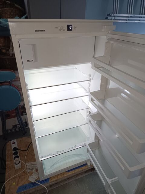 REFRIGERATEUR LIEBHERR 100 Sourcieux-les-Mines (69)
