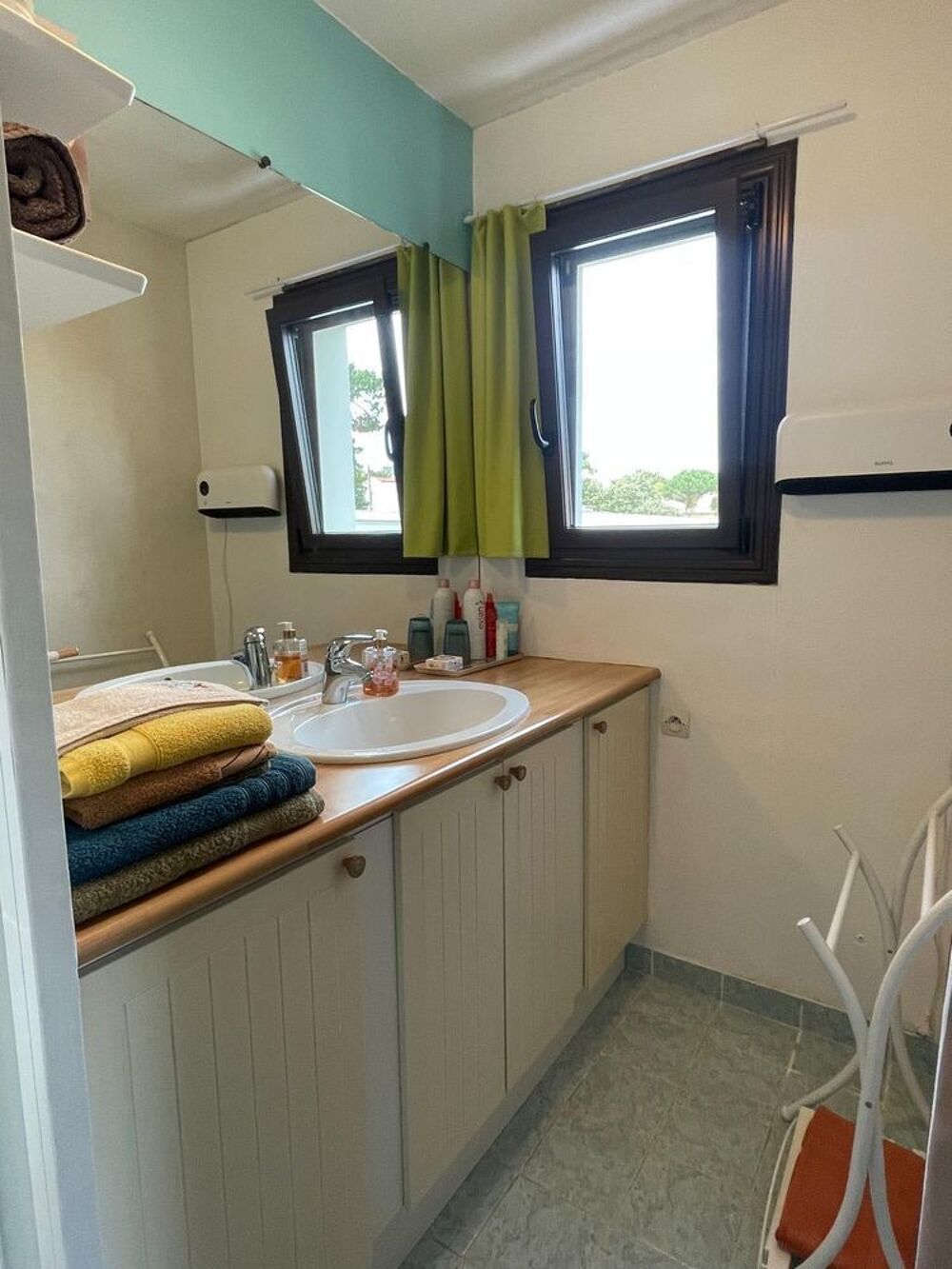 Vente Appartement joli T2 Royan Pontaillac dernier étage avec balcon et garage Royan