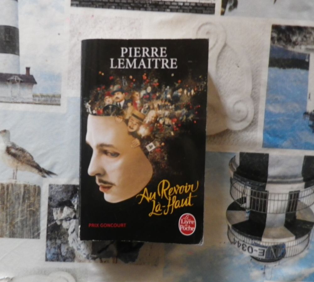 AU REVOIR LA-HAUT de Pierre LEMAITRE Livre de Poche Livres et BD