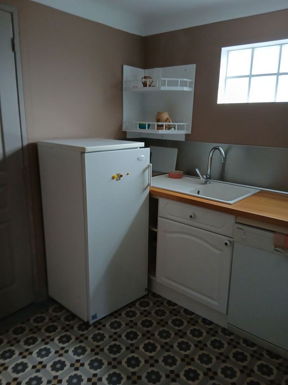 R&eacute;frig&eacute;rateur avec freezer Electroménager