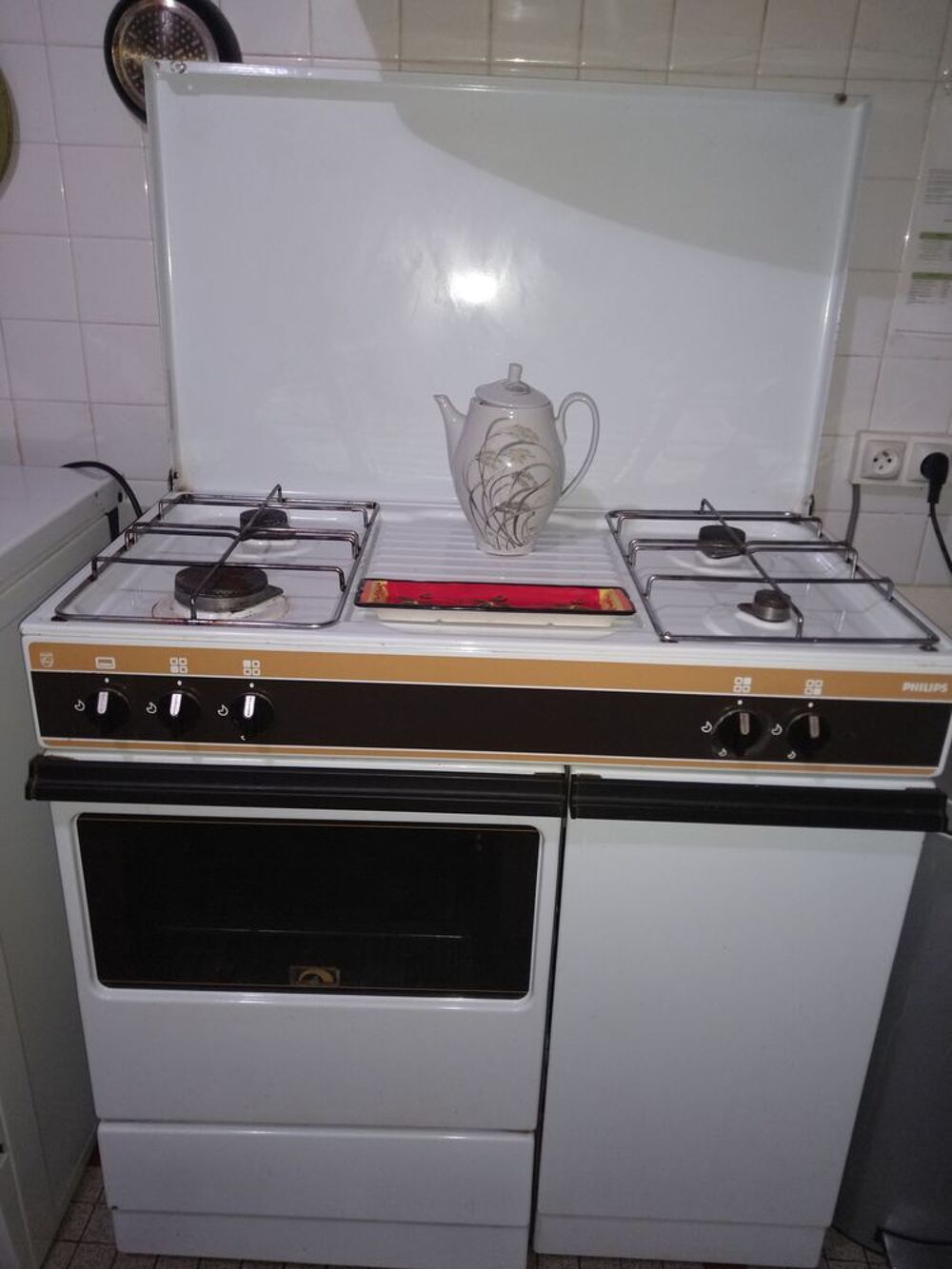 1 GAZINIERE occasion
1 CUISINIERE quasi neuf Electroménager