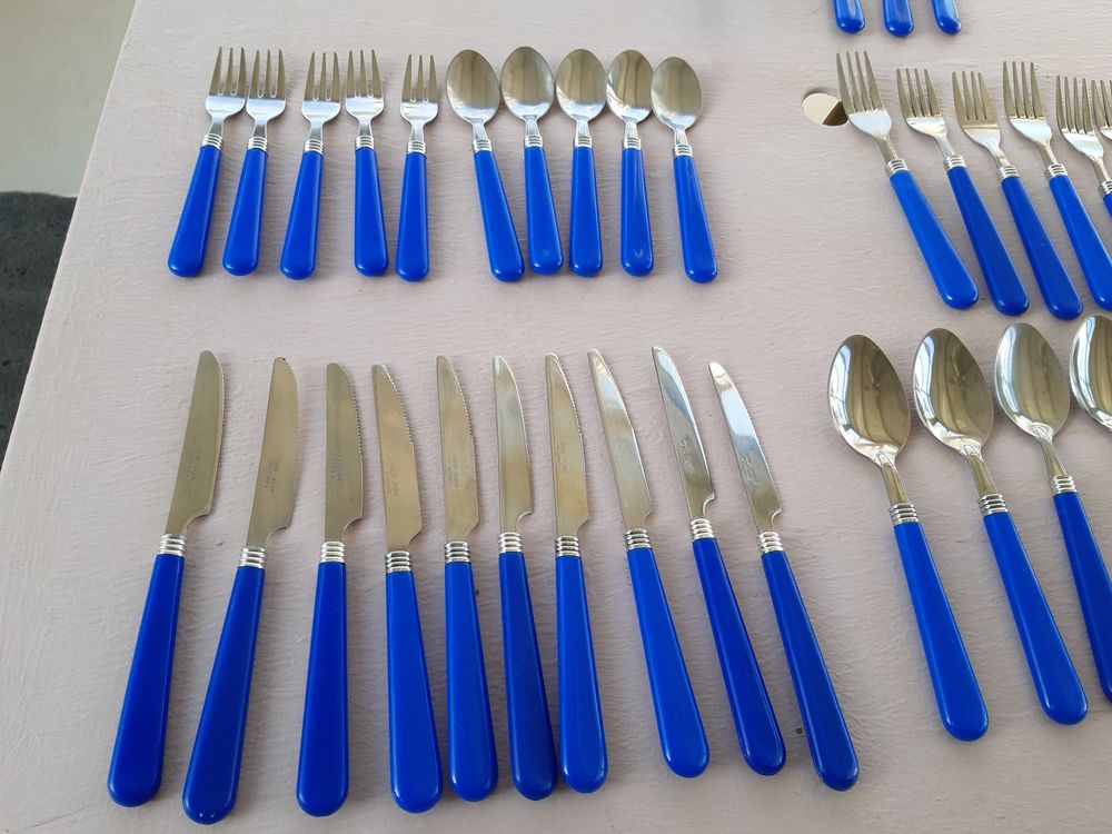 Porte-Couverts &amp; Lot Couverts Bleus. Cuisine