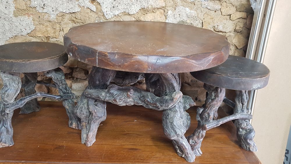 Table de salon + tabourets cep de vigne Meubles